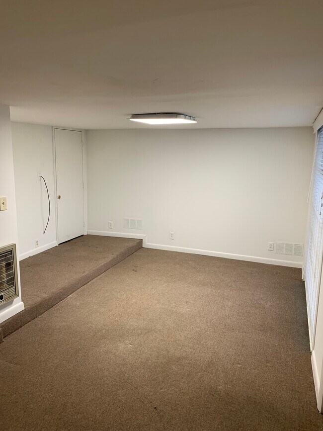 Photo - 2611 Westwood Dr House