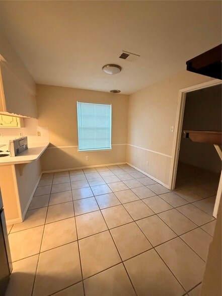 Foto del edificio - 120 Texas Ave