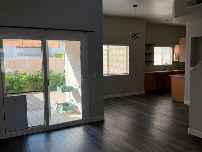 Foto del edificio - 8105 W Beck Ln