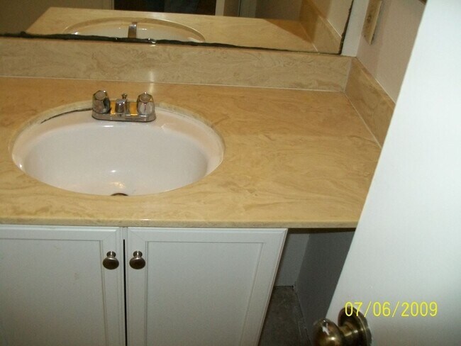 Foto del edificio - 3 br, 2 bath House - 1956 Cantamar Rd.