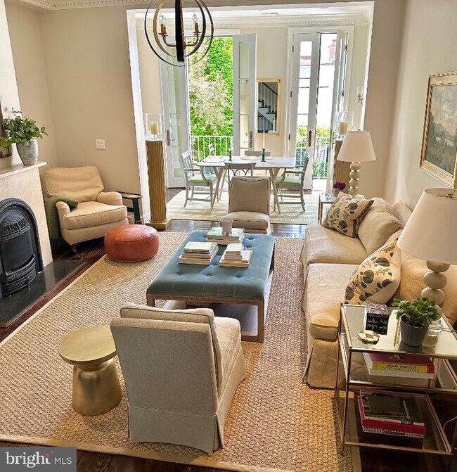 Foto del edificio - 2802 P St NW