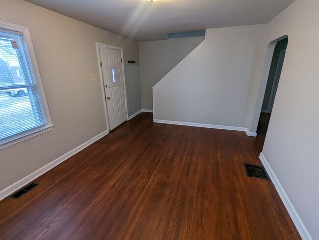 Foto del edificio - 3 Bedroom 1 Bathroom Single Family Home, West Columbus