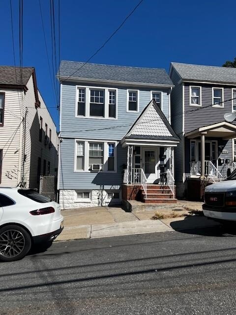 Foto principal - 1300 85th St