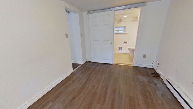 Foto del edificio - 28A W. Maple St.