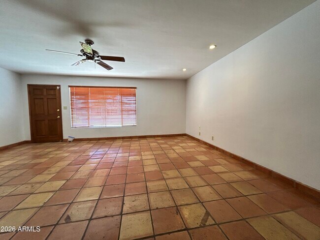 Foto del edificio - 3122 E Montecito Ave