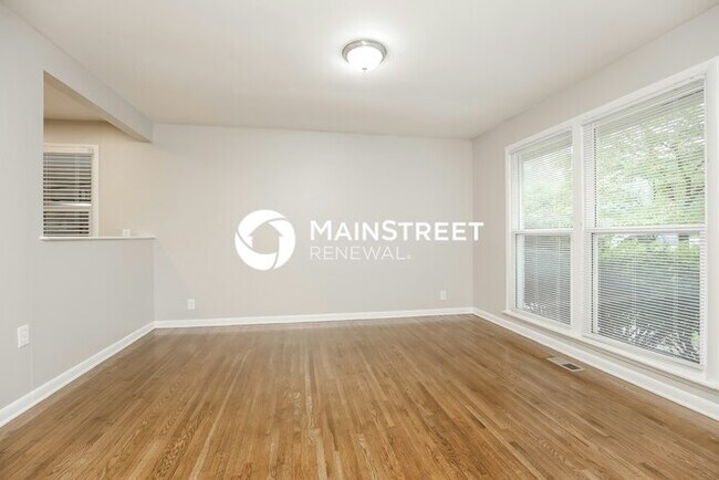 Building Photo - 311 Santa Rosa Dr