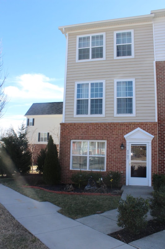Foto principal - 4507 Maple Wood Dr