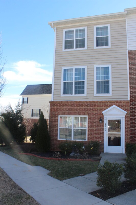Primary Photo - 4507 Maple Wood Dr