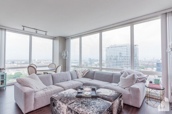 Foto del edificio - 747 N Orleans St