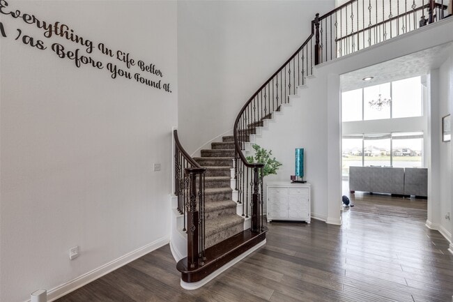 Foto del edificio - 8 Cypress Point Ct