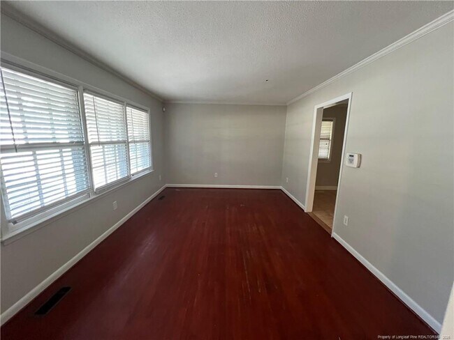 Foto del edificio - 718 Dandridge Dr