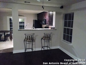 Foto del edificio - 4618 Adkins Trail