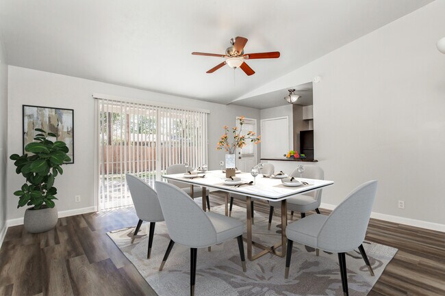 Building Photo - 2936 Sundial Dr