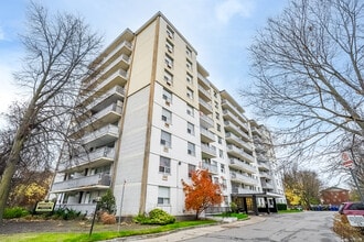 Building Photo - 95 Ridout
