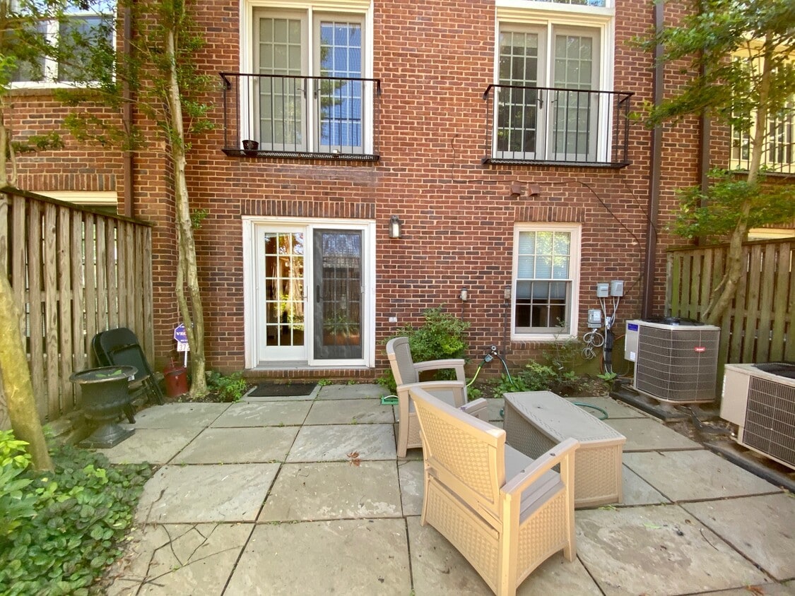 3729 Winfield Ln NW, Washington, DC 20007 Townhome Rentals in