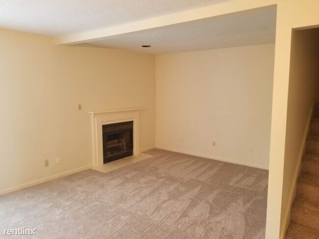 Foto del edificio - 2 br, 2.5 bath Townhome - 3132 High Ridge Dr