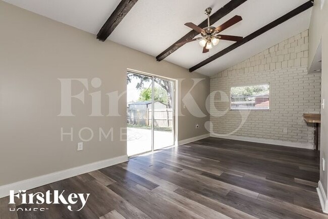 Building Photo - 208 Ravenway Dr