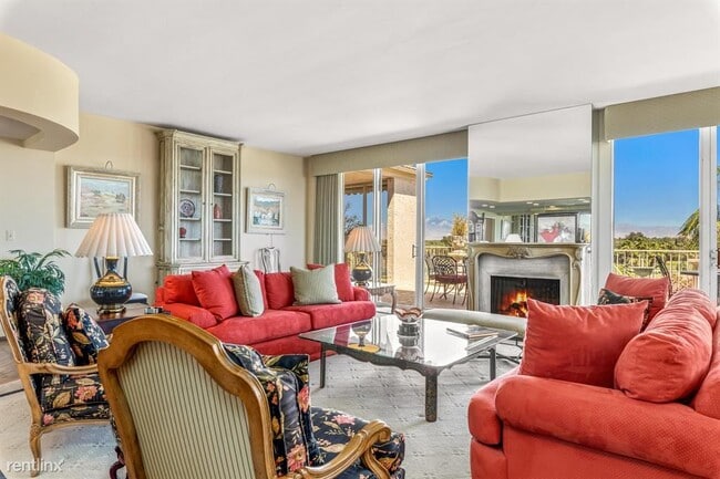 Building Photo - 3 br, 3 bath Condo - 900 Island Dr Apt 701
