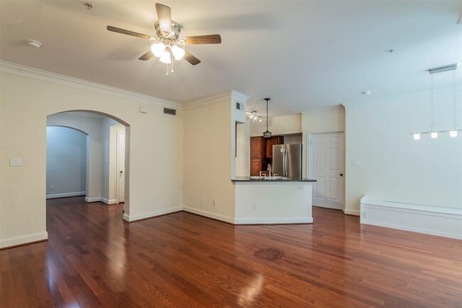 Foto del edificio - 7701 Rialto Blvd