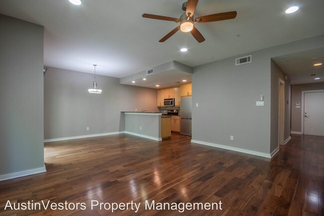 Building Photo - 2 br, 1.5 bath House - 503 Swanee Dr Apt #15