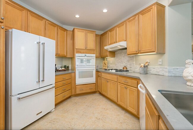 Foto del edificio - 805 Kalpati Cir