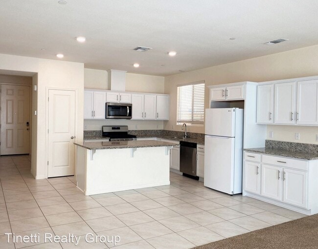 Building Photo - 3 br, 2.5 bath House - 268 Sullivan Dr.