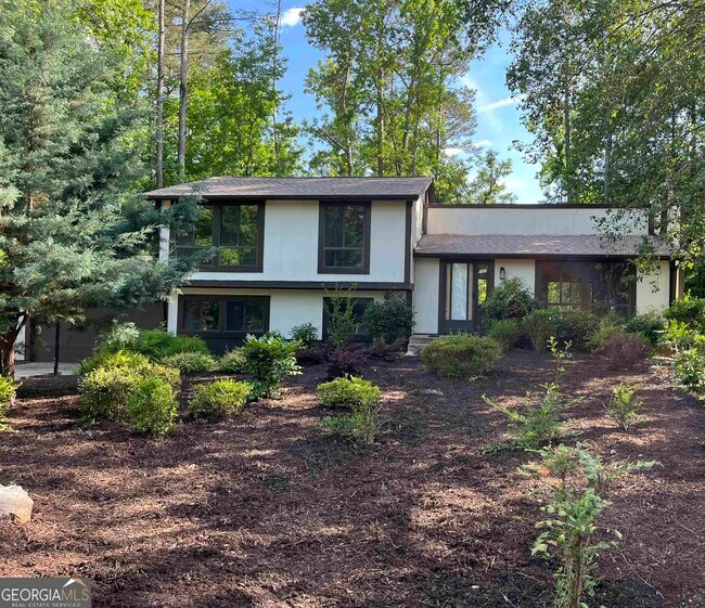 Foto del edificio - 132 Sweetgum Rd