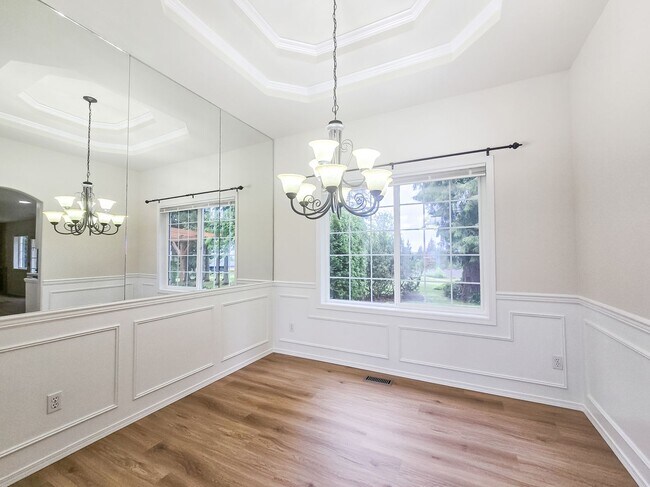 Building Photo - Updated 4BD Home in Gleneagle