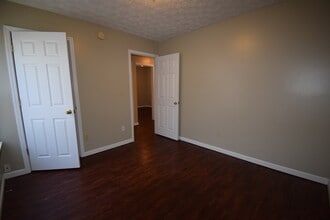 Building Photo - 103A Hagerman Ct