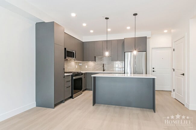 Building Photo - Stunning BRAND New Condo for Rent – 2 Bed ...
