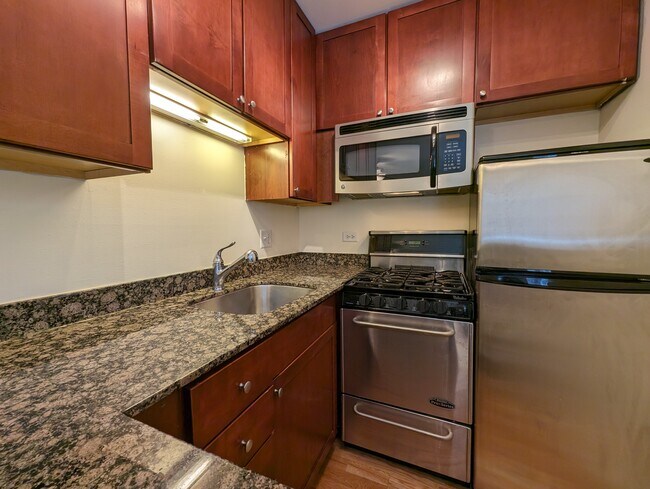 Foto del edificio - 618 W Wrightwood Ave