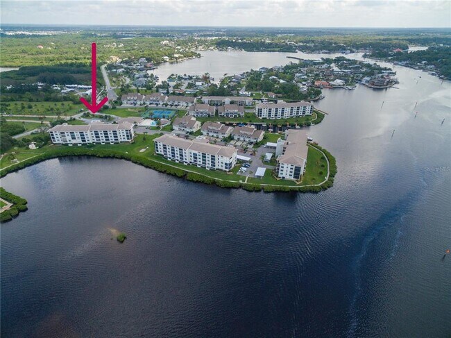 Foto del edificio - 8251 Brent St