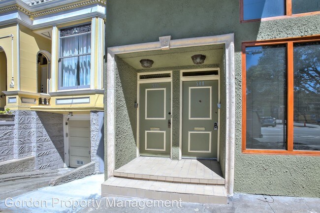 Building Photo - 508 Baker St