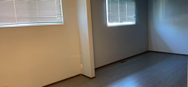 Building Photo - 212 Whitlock Pl NE
