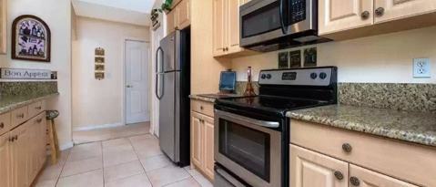 Foto del edificio - 2006 Macaris Ave