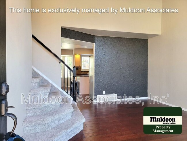 Foto del edificio - 6677 Wild Indigo Dr