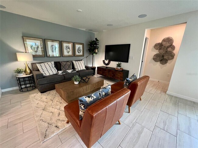 Building Photo - 11880 Little River Way