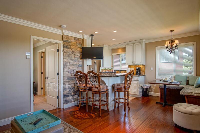 Foto principal - 1039 Bayview Ave