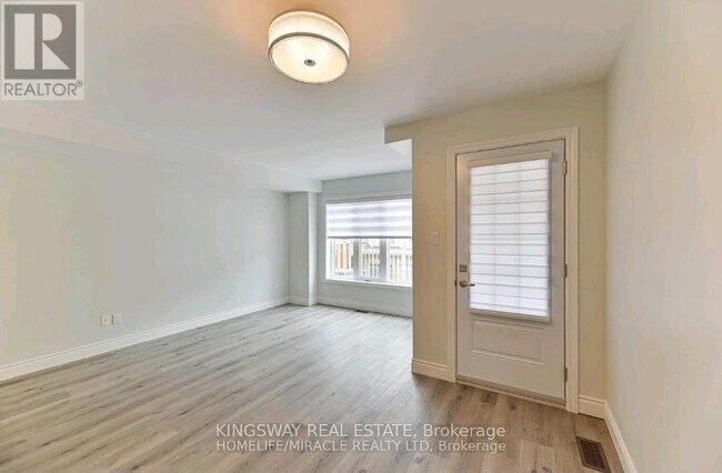 Photo du bâtiment - 616 Linden Dr