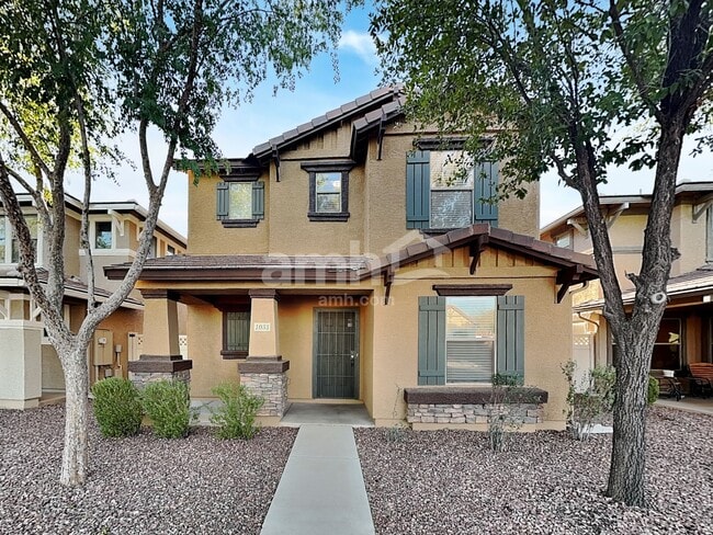 Building Photo - 1033 S Deerfield Ln