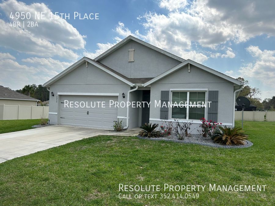 Primary Photo - Newer 4 Bedroom, 2 Bathroom in Summit Place