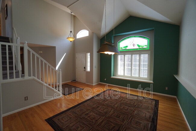 Building Photo - 3333 Copper Ave