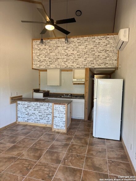 Foto principal - 1501 Private Rd 1501