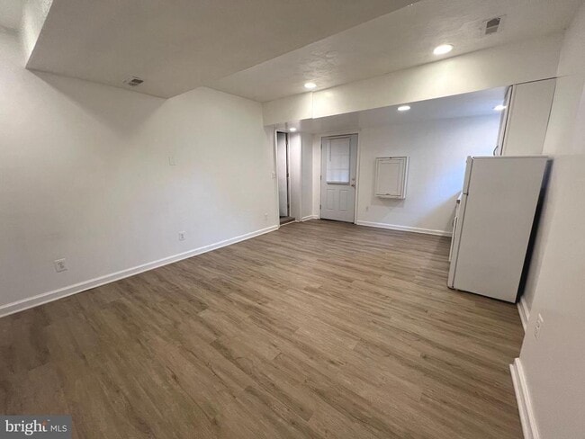 Foto del edificio - 3312 Dauphine Dr