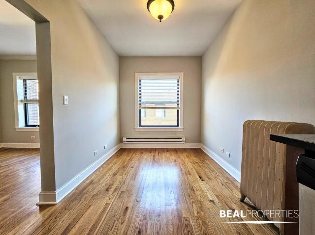 Building Photo - 1 bedroom in CHICAGO IL 60613