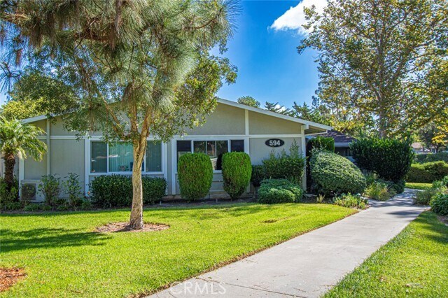 Foto del edificio - 594 Avenida Majorca