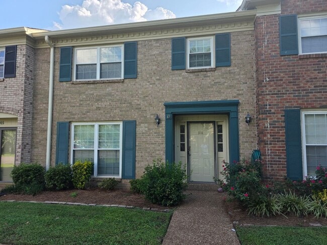 Building Photo - 1016 Todd Preis Dr
