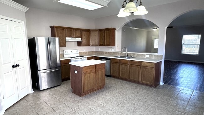 Building Photo - 6522 Malachite Dr