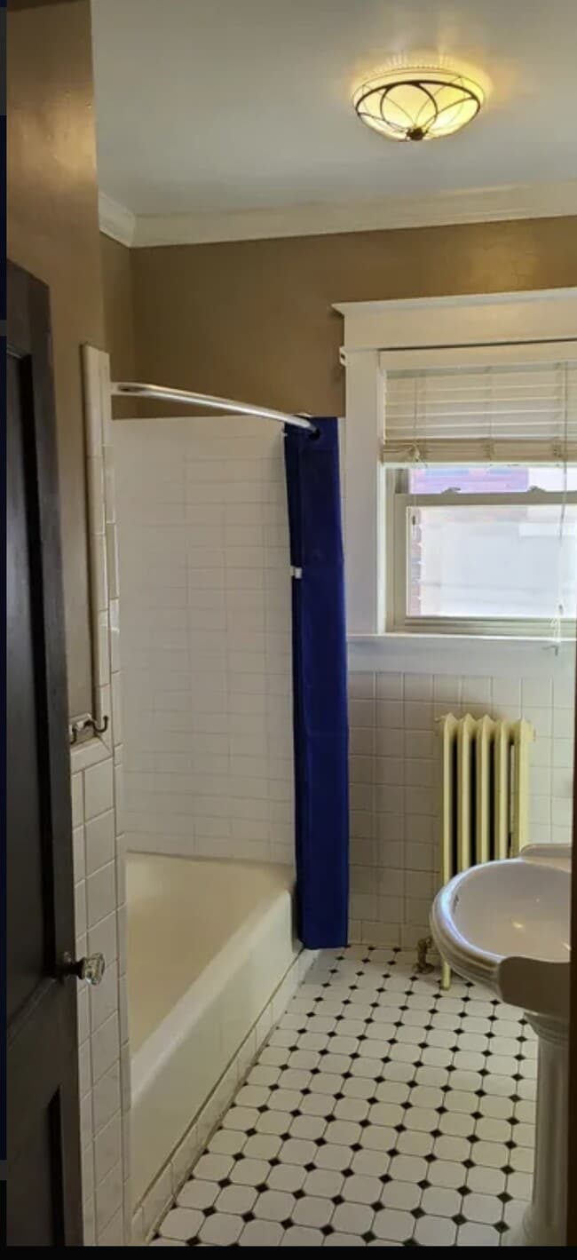 Building Photo - 2375 Parkway Pl