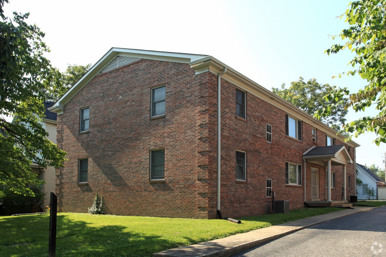 1018 Main St, Shelbyville, KY 40065 Apartments in Shelbyville, KY